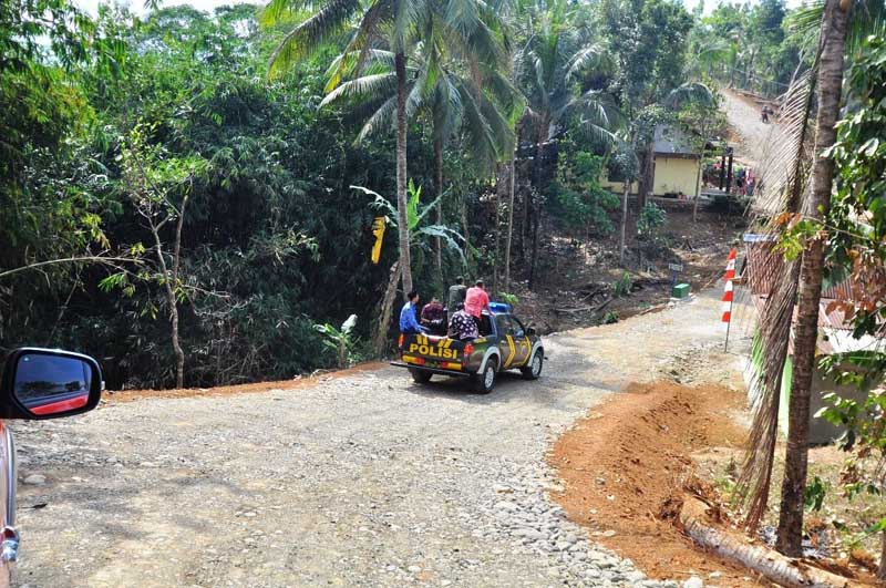 Jalan Tembus, Tiga Dusun Tak Lagi Terisolir