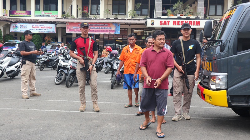 Polres Cilacap Tangkap 19 Tersangka Judi, Dua Perempuan