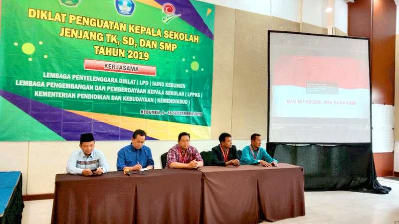 Kepala Sekolah Jadi Pilar Wujudkan Pendidikan 4.0