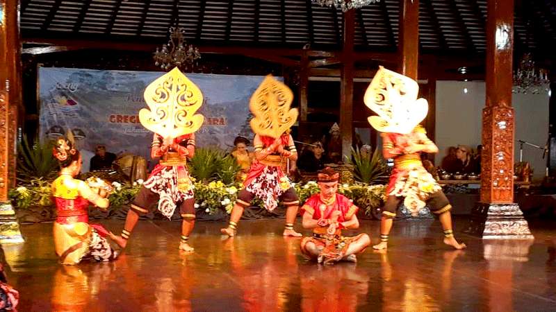 Kesenian Tradisional Hibur Perantau Banjarnegara