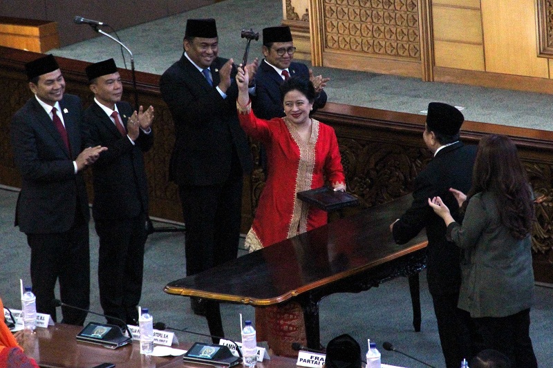 Puan Maharani Cetak Sejarah, Perempuan Pertama Ketua DPR