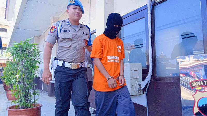 Pemuda Tega Cabuli Adik Tiri