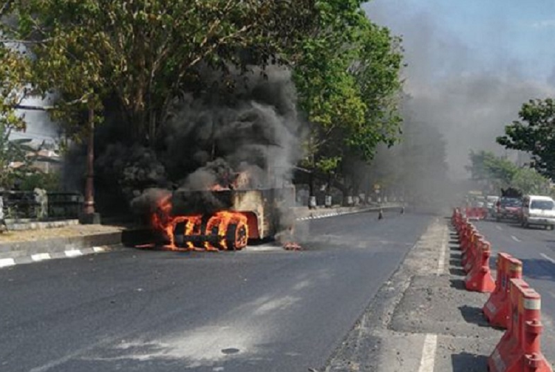 Terbakar, 70 Persen Bodi Stoomwals Hangus