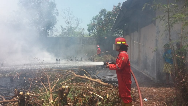 Gudang Kabel Milik Telkom di Cilacap Terbakar