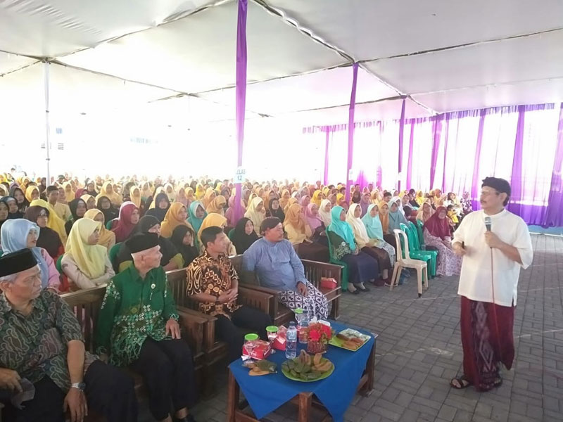SMK Muhammadiyah 3 Purbalingga Sukses Gelar Seminar Parenting