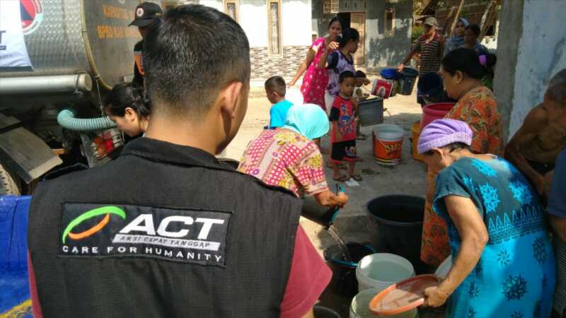 Atasi kekeringan, ACT Purwokerto Konsisten Distribusikan Air Bersih