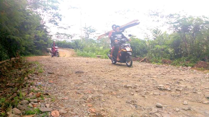 Jalan longsor Bantar - Suwidak Belum Diaspal
