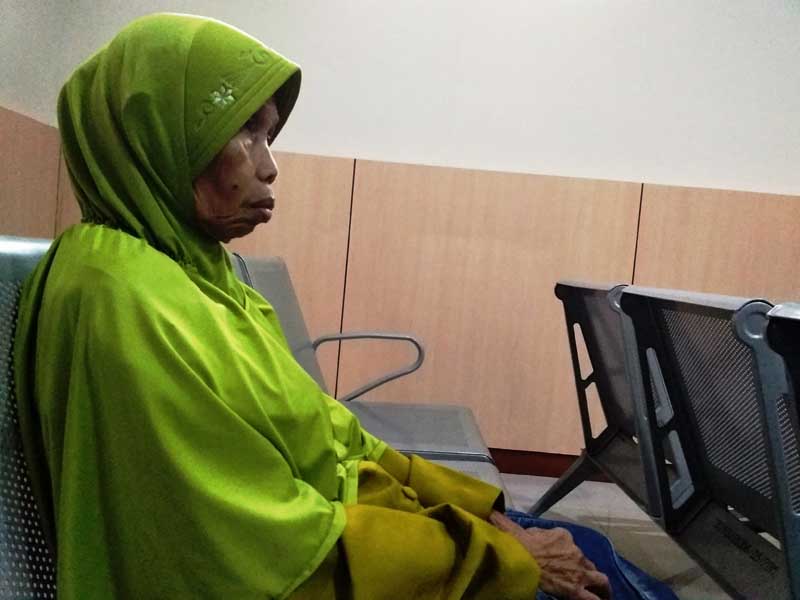 Ketegaran Tini Menghadapi Anaknya yang Dituntut Hukuman Mati