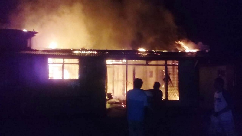 Dua Rumah di Karangkemiri Ludes Terbakar