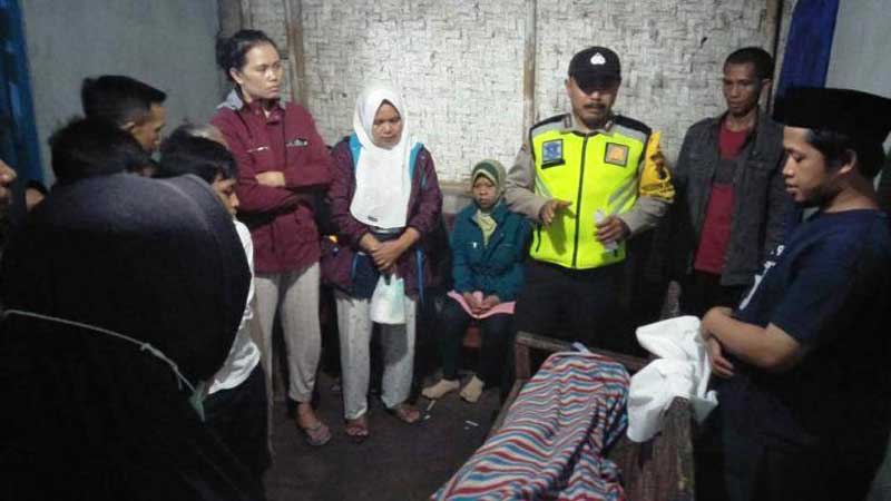 Jatuh dari Pohon, Penderes Ditemukan Meninggal di Kebun