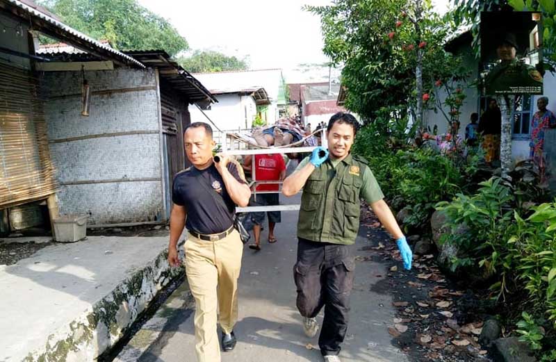 Mayat Laki-Laki Mengapung di Sungai