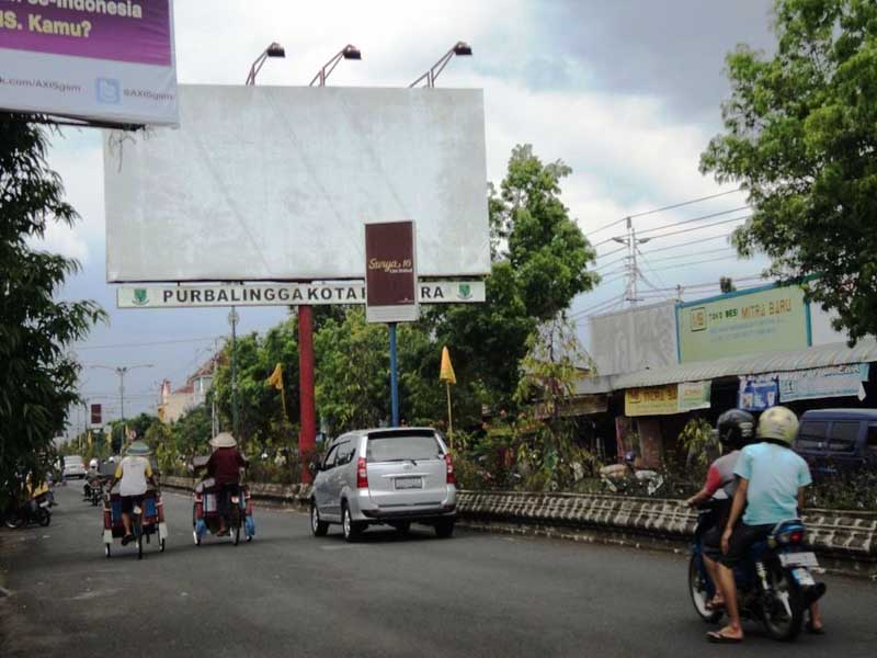 Reklame Baliho Bakal Diterapkan Pajak Setahun