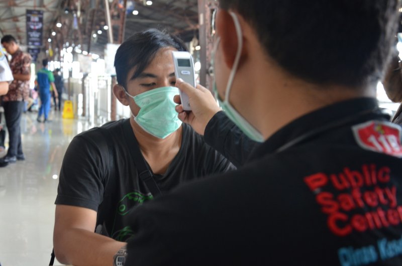 Penumpang Kereta Api Bawa Anak Kecil Wajib Bawa Face Shield Di Stasiun Purwokerto