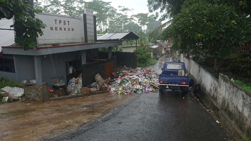 Sampah Menumpuk Masih Terus Berulang di Purwokerto