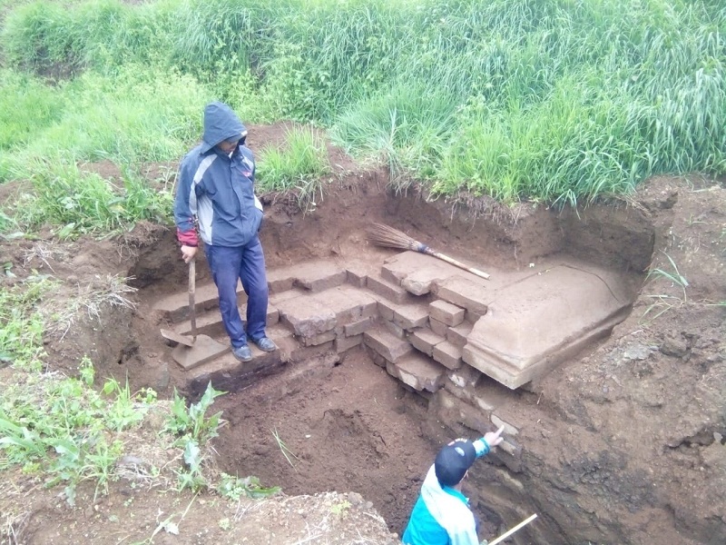 Bikin Septic Tank, Warga Dieng Temukan Candi