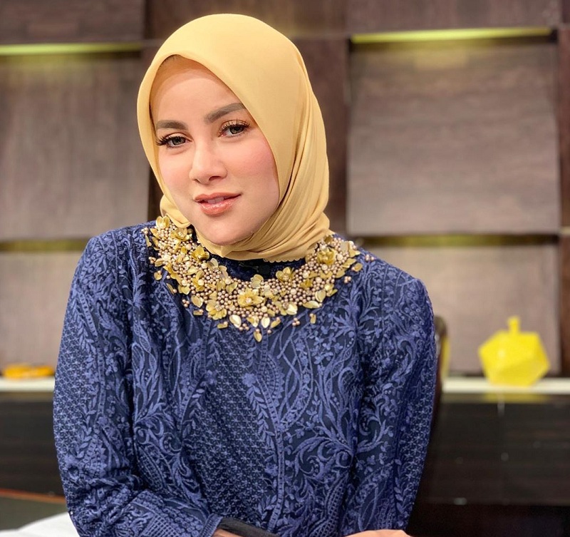 Terjun ke Bisnis Fashion, Olla Ramlan Belum Kepikiran Pensiun