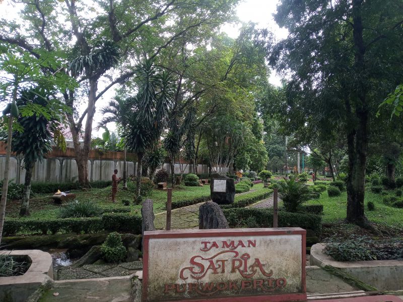 Berbenah, Taman Satria Purwokerto Digelontor Rp 50 Juta