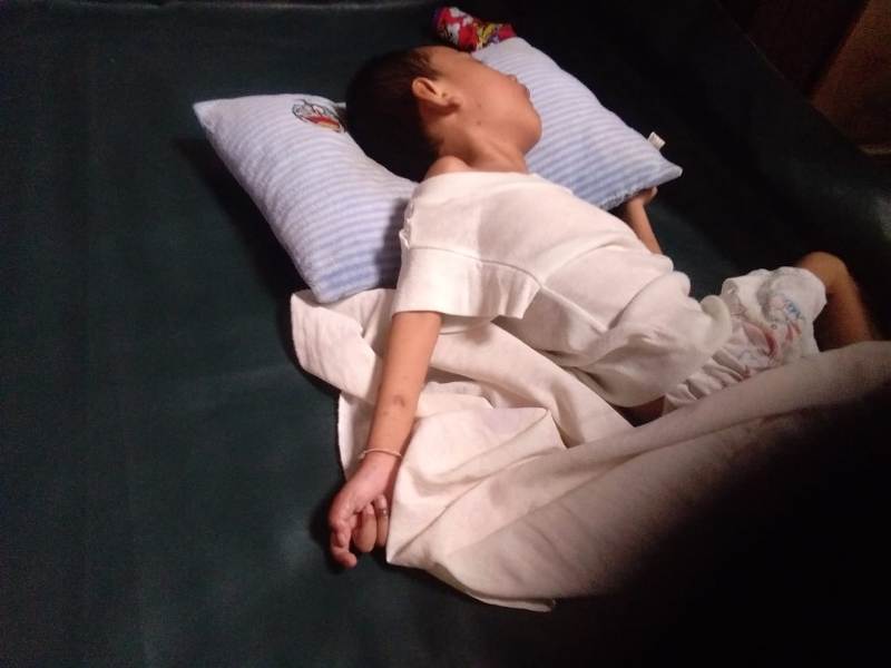 Kakak Beradik Alami Gangguan Tumbuh Kembang