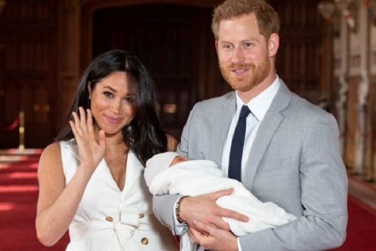 Pangeran Charles Positif COVID-19, Meghan Markle Ultimatum Harry