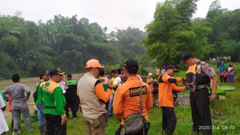 Hari Kedua, Santri Hanyut Belum Ditemukan