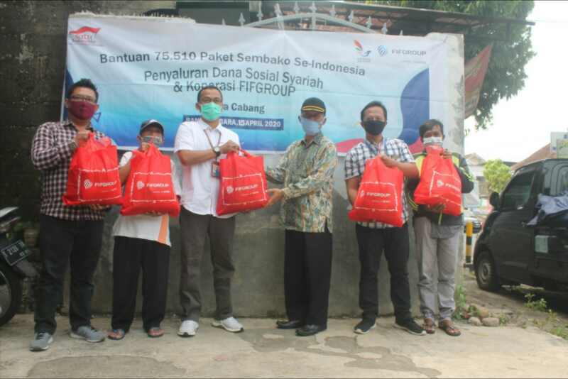 FIFGROUP Banjarnegara Salurkan 350 Paket Sembako
