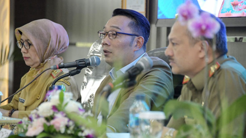Gubernur Ridwan Kamil Minta Kepala Dinas Kabupaten/Kota Selaras Tangani COVID-19