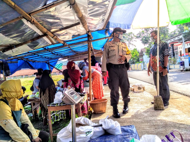 Pasar Desa Kembali Dibuka