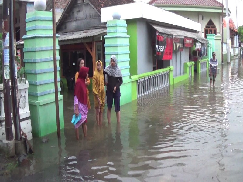 Enam Kecamatan Banjir Rob di Kendal, Berdampak ke Puluhan Ribu Warga