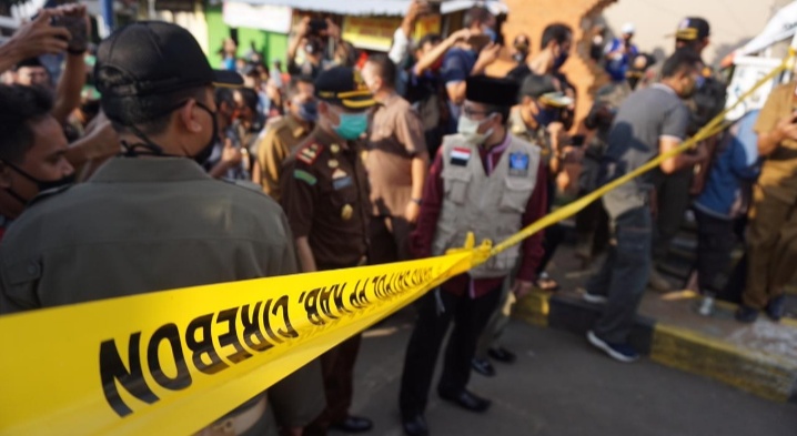 Selama Tutup Rugi Rp500 Juta,  Pedagang Antusias di Pembukaan Pasar Sumber Kabupaten Cirebon
