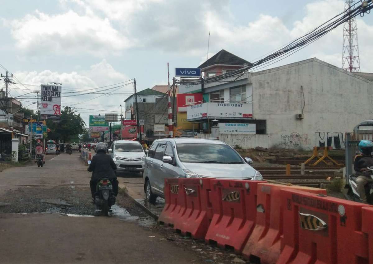 Rusak Parah, Jalan Ahmad Yani di Kroya, Cilacap Butuh Perbaikan