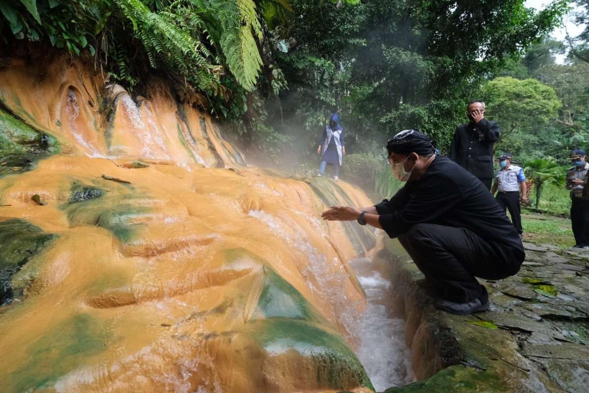 Bupati ke Palawi Baturraden: Tolong Sarpras ke Pancuran 7 Dibenahi