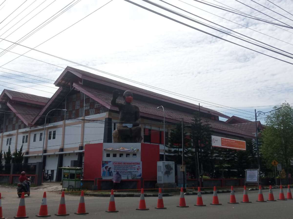 Pasar Manis Purwokerto Terapkan Satu Jalur Belanja