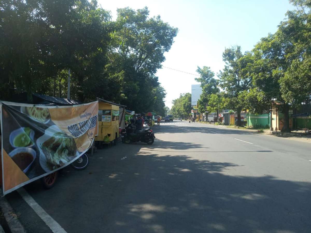 Dinperindag: Pedagang Pasar Minggon Capai 800 PKL, Kita Atur Dulu di New Normal