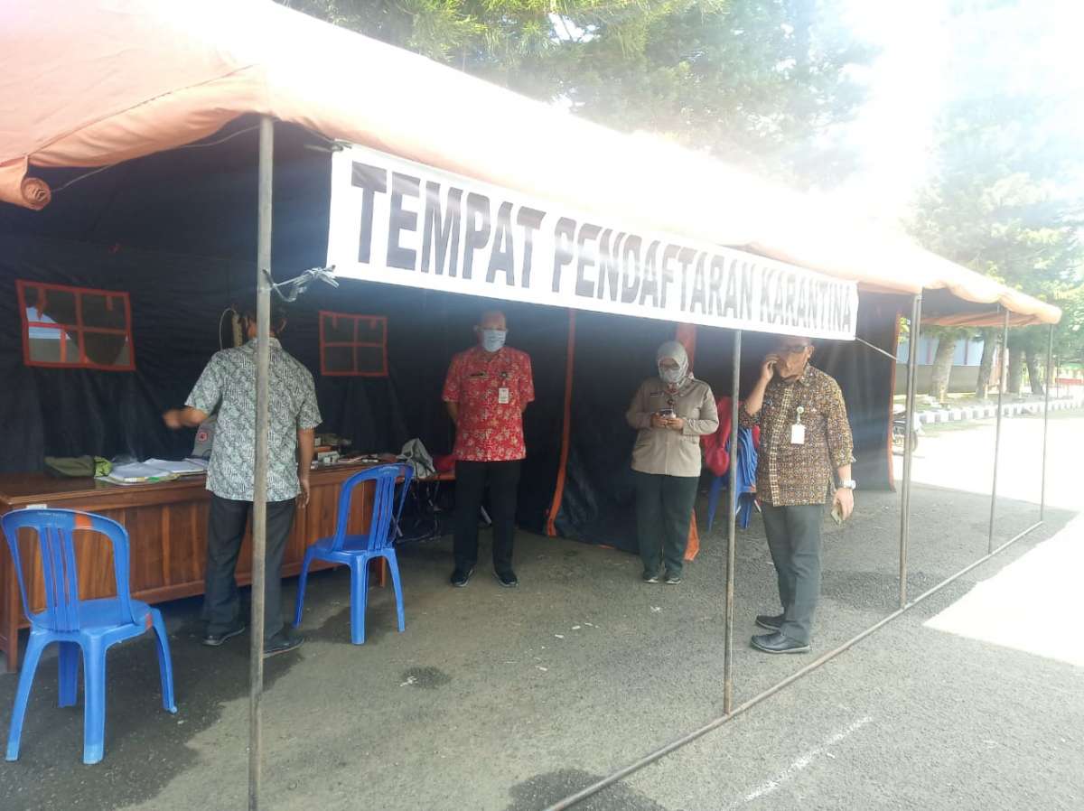 Tidak Ada karantina Desa, Warganya yang Mudik Dikarantina di GOR