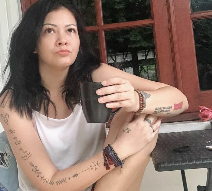 Jokowi Undang Artis ke Istana, Melanie Subono Nulis Sindiran Pedas