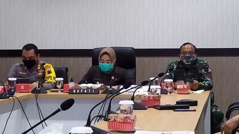 Berada di Ruang Berpendingin, Bupati Purbalingga Wajibkan Bermasker Dalam Ruangan