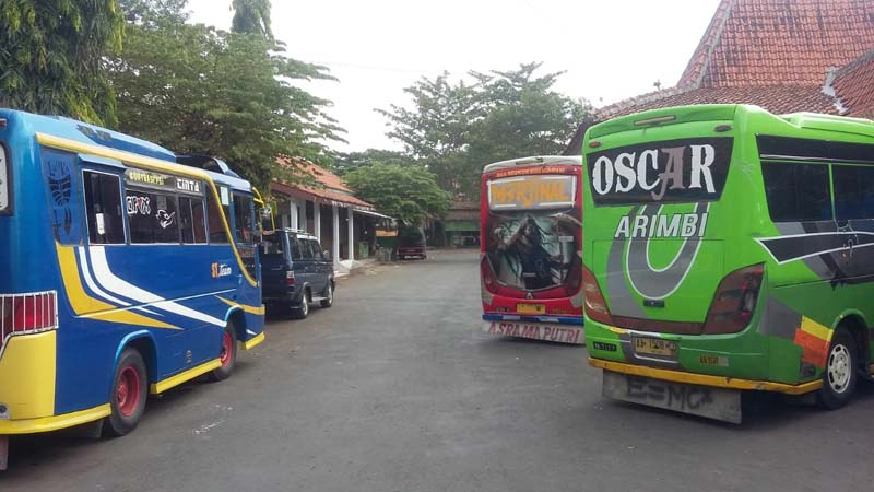 KBM Tak Tatap Muka Bikin Puluhan Angkot Kecele, Tidak Dapatkan Banyak Penumpang