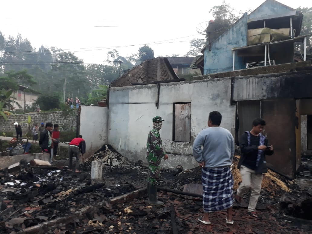 Lupa Matikan Api di Tungku Pembakaran, Pabrik Tahu Ludes Terbakar