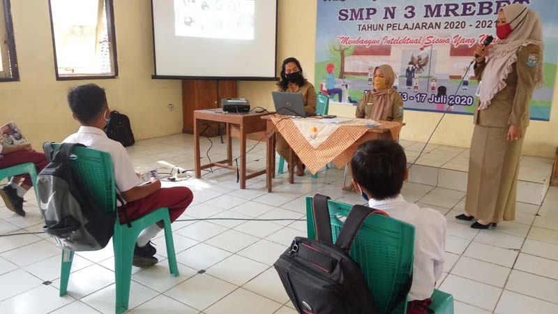 Pilih Langkah Berbeda, Sejumlah Sekolah di Purbalingga Gelar MPLS Tatap Muka di Kelas