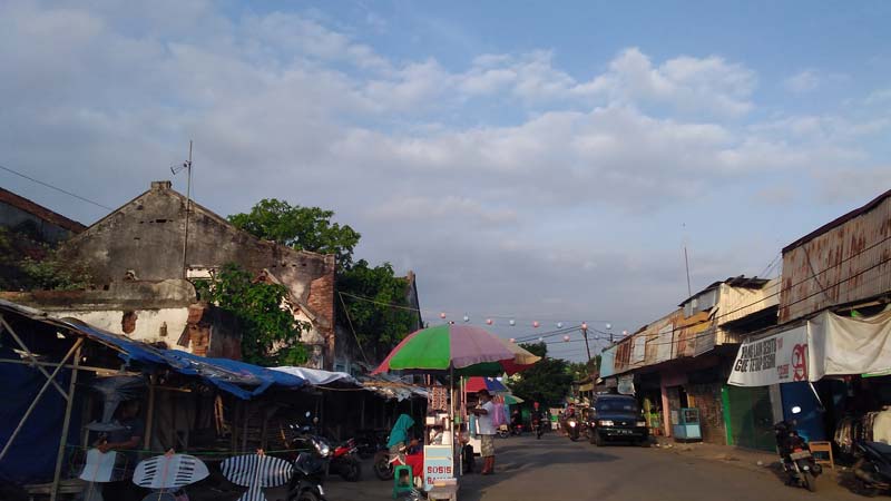 PKL Taman Kota Sumpiuh Diminta Bersabar, Relokasi Di Ruas Jalan Stasiun Diperpanjang