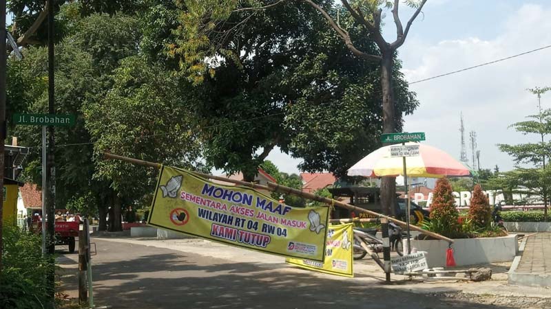 Satu RT Di-Lockdown di Jalan Brobahan Kranji Purwokerto Karena Satu Pasien Positif Covid 19 Meninggal, BPBD Ge