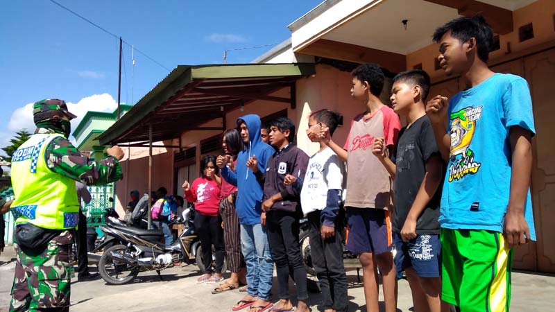 Duh, Pelanggar Masker di kecamatan Sumpiuh Didominasi Pelajar, Tak Hafal Nyanyi Lagu Nasional Sampai Diulang-u