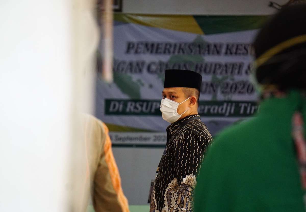 Pilkada Kebumen: Arif - Rista Jalani Tes Kesehatan di Klaten