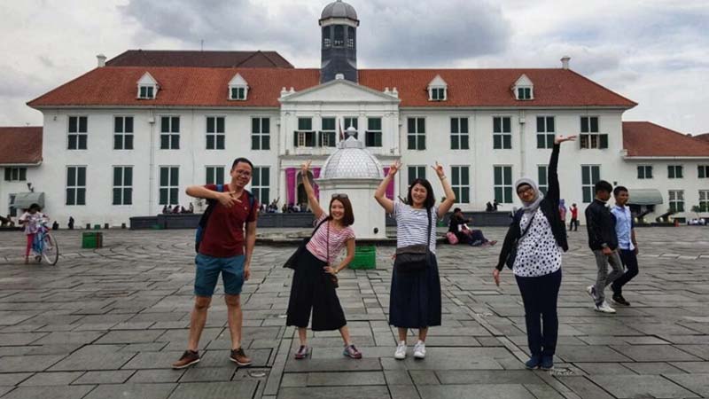 Kota Tua Jadi Kawasan Wajib Berbahasa Indonesia