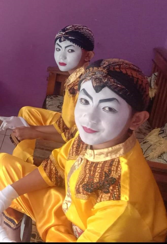 Dimas Izz Zaky Zaidan asal SD Negeri 1 Sigaluh Banjarnegara Juarai Festival Pantomim Nasional