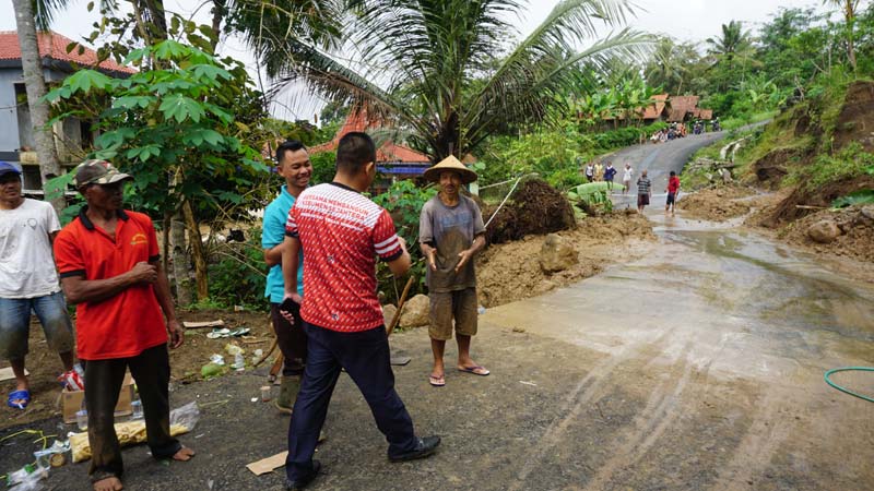 Di Kebumen, Puluhan Kambing Ternak Mati Diterjang Banjir, Ribuan Warga Sempat Mengungsi dan Sudah Kembali