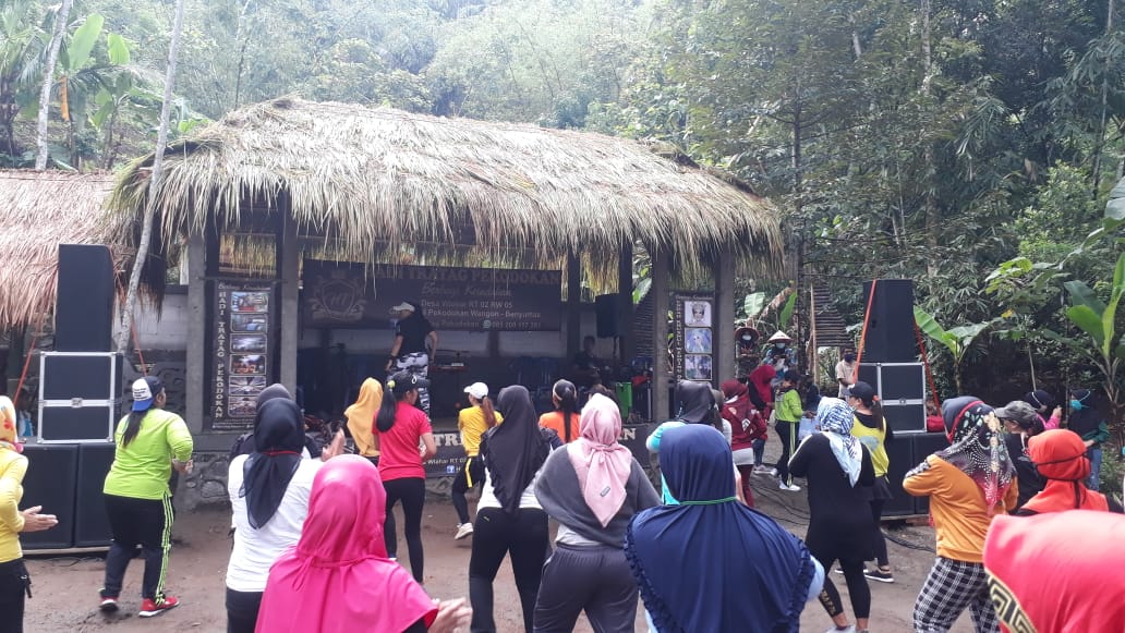 Sound System Hadi Tratag Meriahkan Pasar Tradisional Janggawana