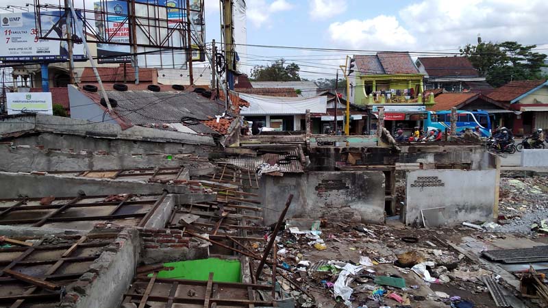 Pasar Buntu Lawas Dibongkar Manual, Pedagang Tempati Gedung Baru