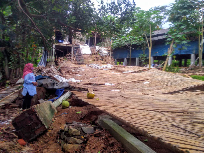 Tanah Bergerak di Karanggintung Kemranjen, 10 Rumah Mendesak Direlokasi