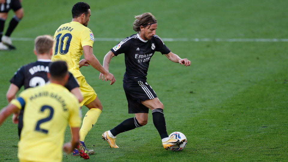 Zidane Tak Pedulikan Kritikan